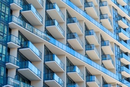 Condo or House:Need Help Deciding Which Is The Right Fit For You?